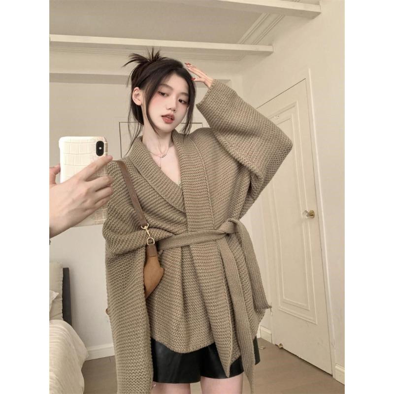 Large Size French Advanced V-neck Cardigan Coat Women's Spring and Autumn Lazy Wind Waist Binding Chunky Sweater Top