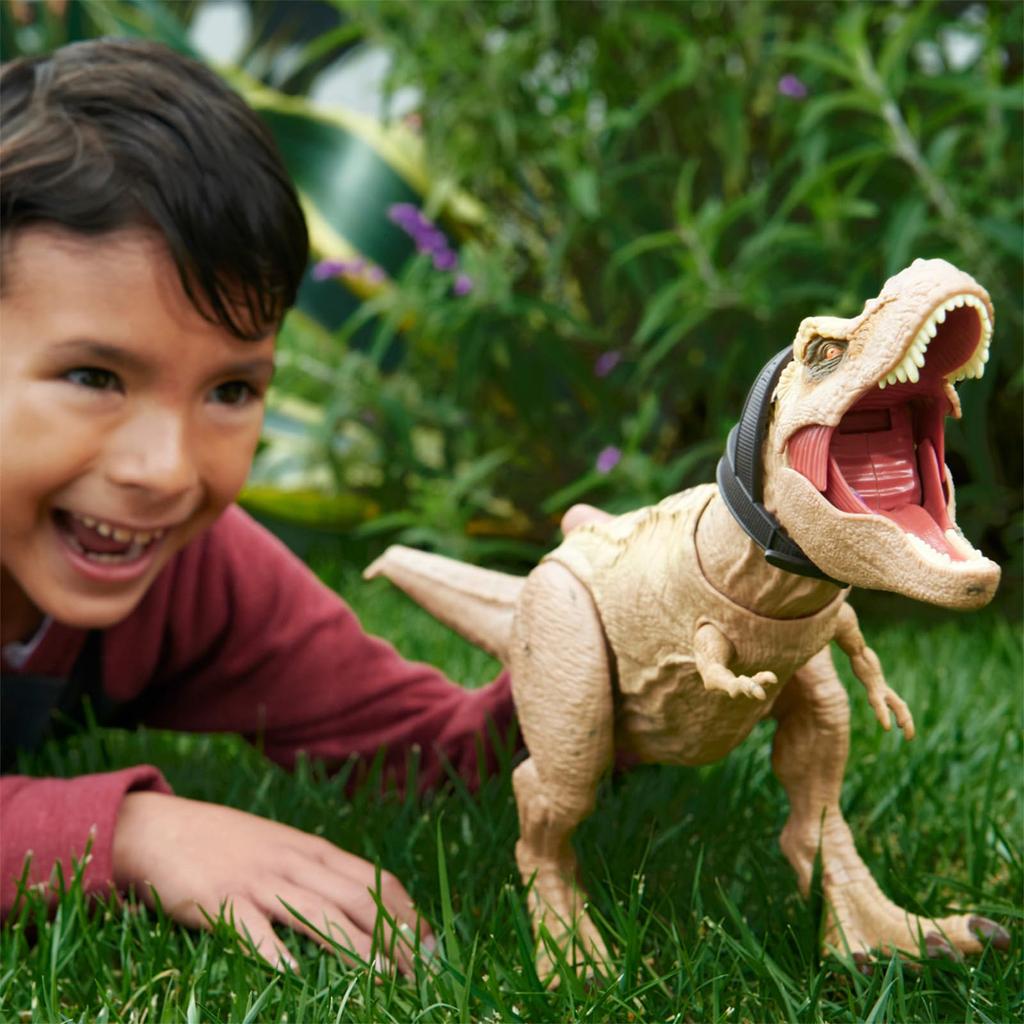 Mattel Jurassic World Side Roaring 49 Years Old and HNT62 Attack! T-Rex [Total Length Approx. Cm] [4 Up]