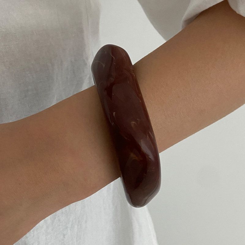European and American Cross-Border Fashion Transparent Gold Foil Irregular Resin Bracelet Ins Style Metallic Glossy Resin Wide Bracelet for Women
