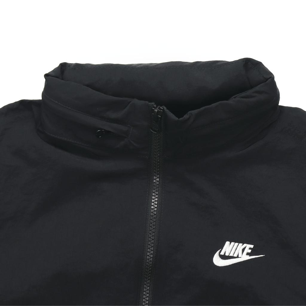 Nike Спортивная куртка с логотипом, складным капюшоном и воротником-стойкой. Мужские куртки черного цвета CU4310-010