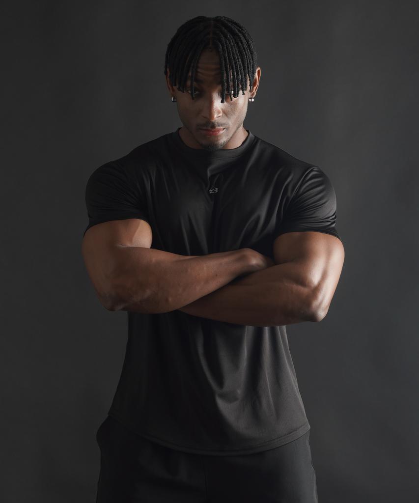 PHERMENON Muscle Fit Quick-Dry Logo Short Sleeve - Black