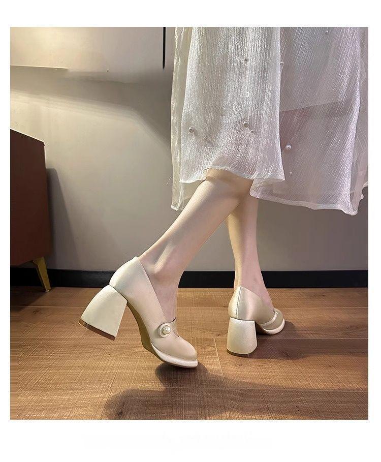 Женские туфли-лодочки в стиле ретро - Весенняя коллекция 2025