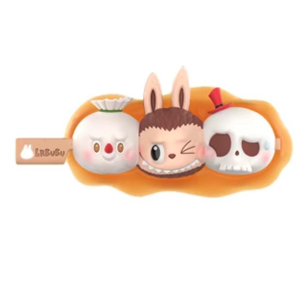 POP MART MONSTERS Лабубу серия Wacky Mart - коллекционная игрушка-сюрприз (12 обычных + 1 секретная)