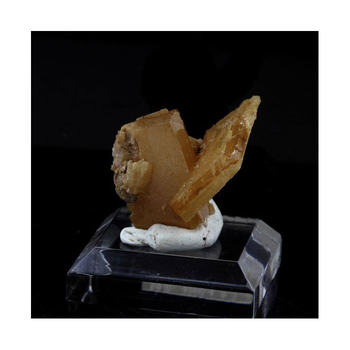 Pierres et Minéraux. Wulfenite. 106.5 ct. Chihuahua, Mexique.