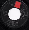 7-дюймовая пластинка CLIFF RICHARD Sunny Honey Girl DB8747 Columbia 1971 Великобритания Рок Б/у