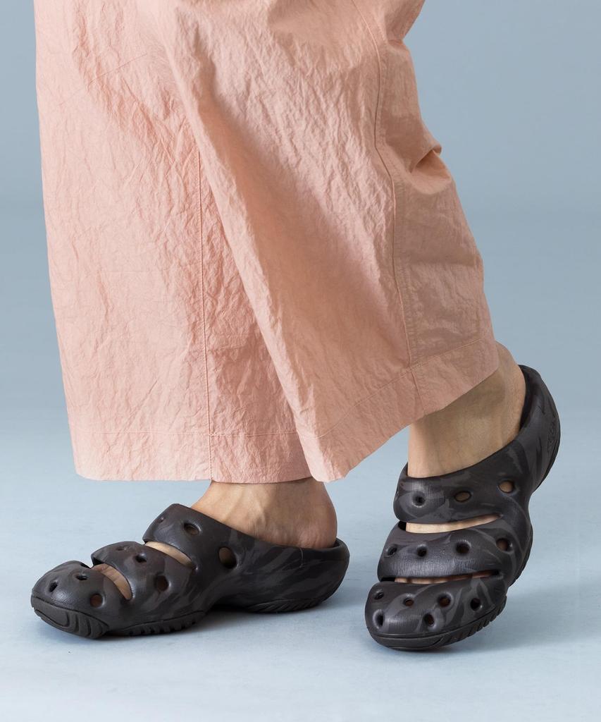 Сандалии YOGUI BLACK MARBLE см [Keen] 28.0