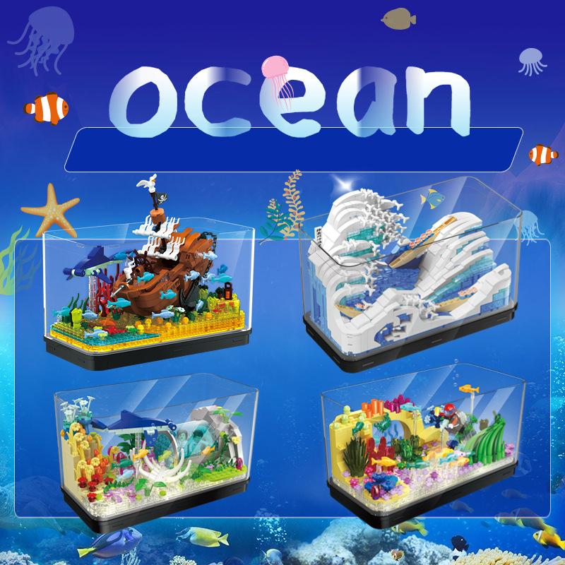 Real Culturable Fish Tank Underwater World Building Brick Titanic Silent Mary Pirate Ship Mini Block Toys Collection With Light