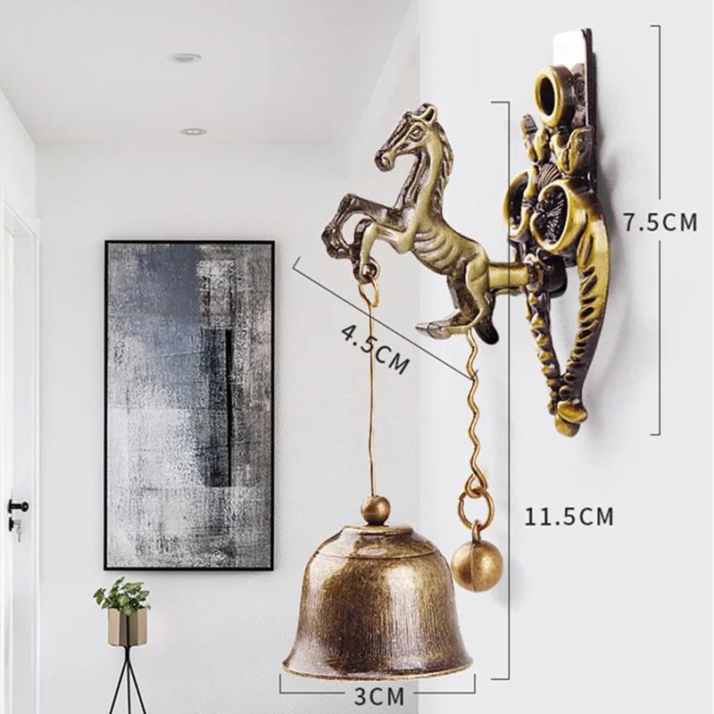 Retro-style Animal Doorbell Metal Copper Bell Wind Chimes Hanging Wall Horse Elephant Owl Shape Wind Bells Hanging Decorations