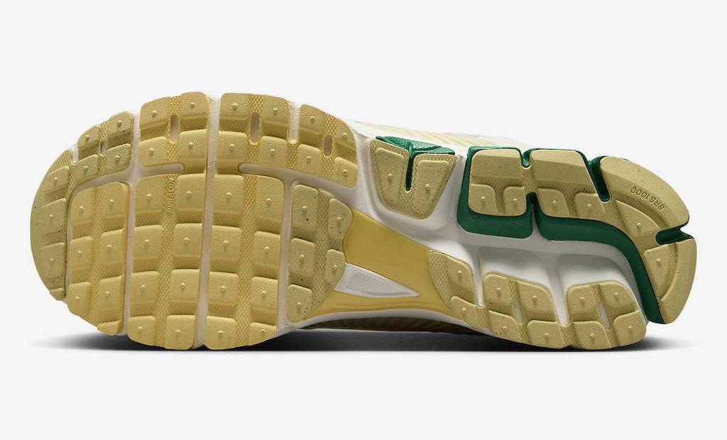 FN8361-100 Nike Zoom Vomero 5 Sail и Soft Yellow (Мужской)
