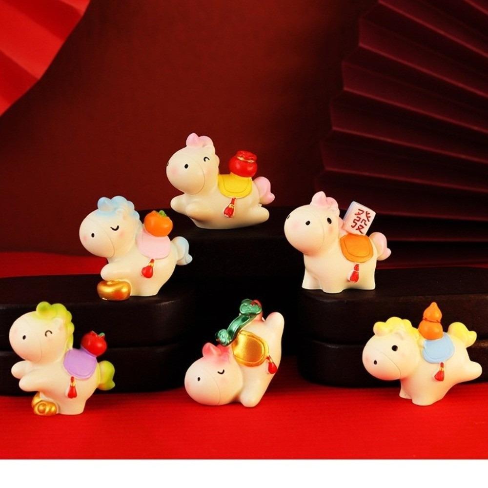 Desktop Ornament Horse Figurine Resin Zodiac Ornaments New Year Mascot Miniature Car Decoration