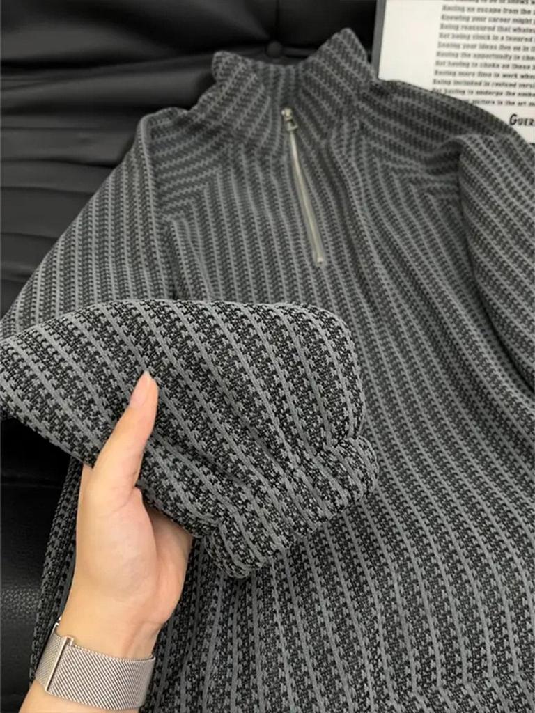 Men's Herringbone Pattern Fleece-Lined Hoodie: Autumn/Winter, Half-Zip, Long-Sleeve, Thickened, Stylish, High-End Jacket.