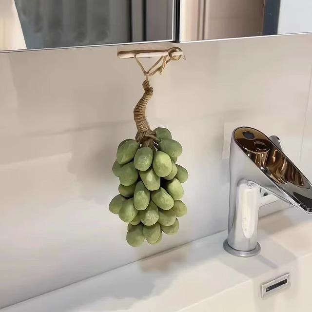 Мыло для рук с ароматом зеленого винограда – Стойкий аромат, в форме винограда.