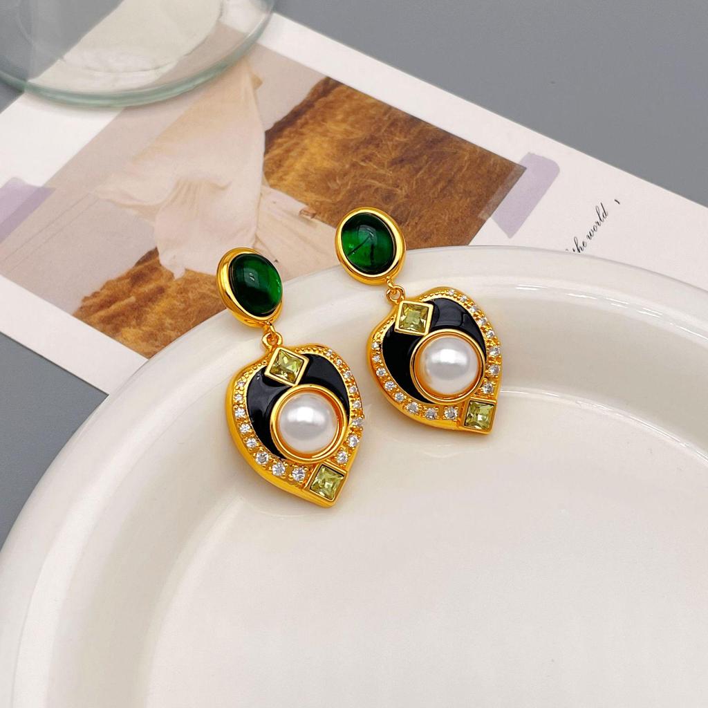 Европейские и американские ретро серьги-кольца в придворном стиле с эмалью в виде сердца и бриллиантов - винтажный дизайн с высоким чувством стиля