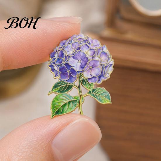 Hydrangea Flower Brooch Pin, Enamel Shape Lapel Polished Edges Backpack Artistic Floral Decorative Badge for Coat Collars Scarves Canvas Bags Colorful