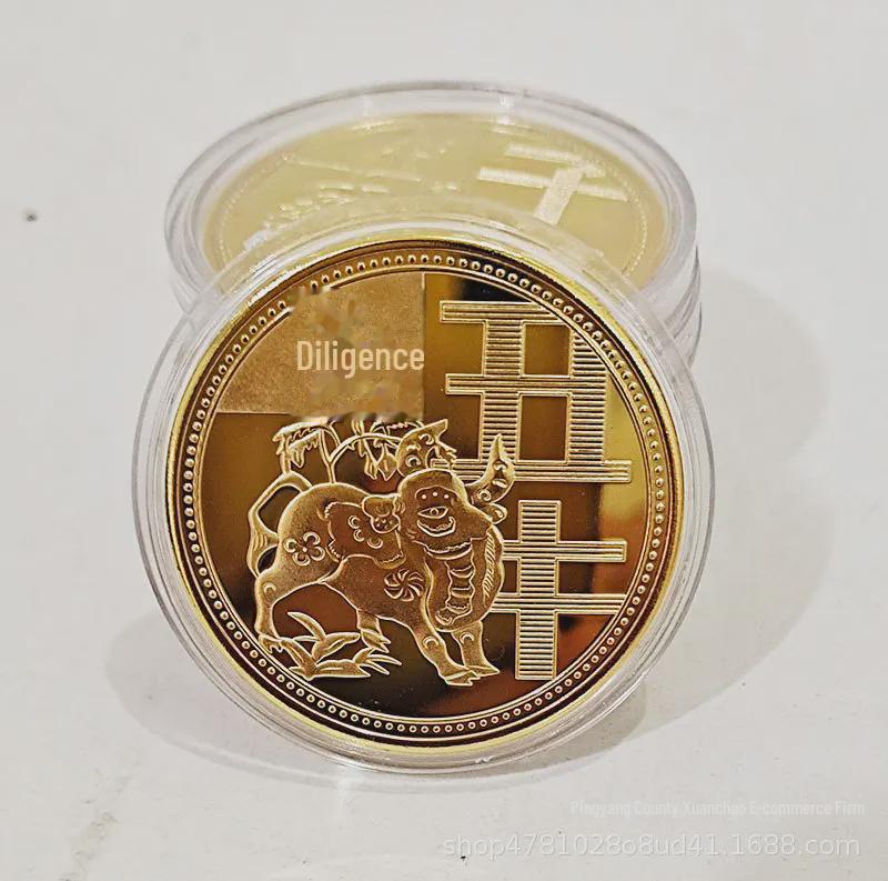 Позолоченная монета «Зодиак»: Памятная вещь на год Быка, идеально подходит для подарков и рекламных акций.