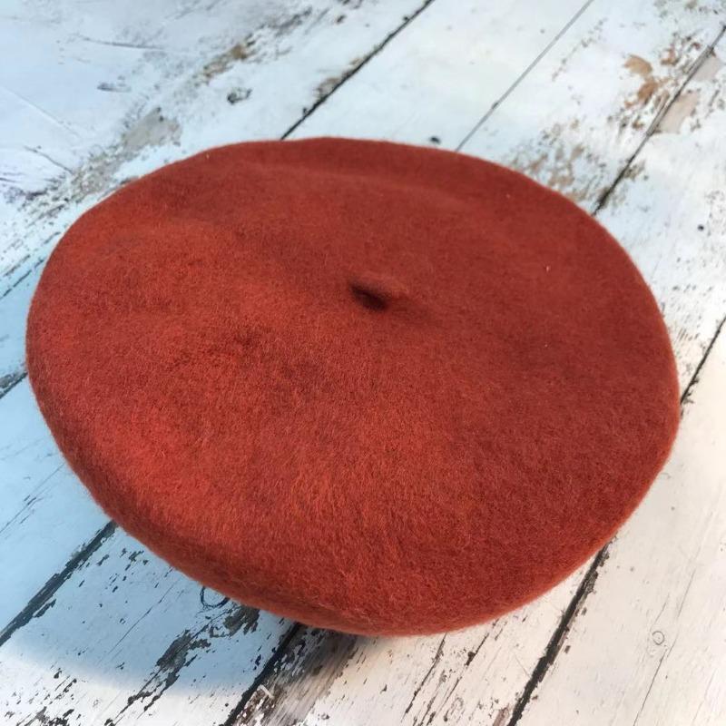 Female Beret Painter's Hat Vintage British Casual Hat Autumn and Winter Wool Bud Versatile Hat