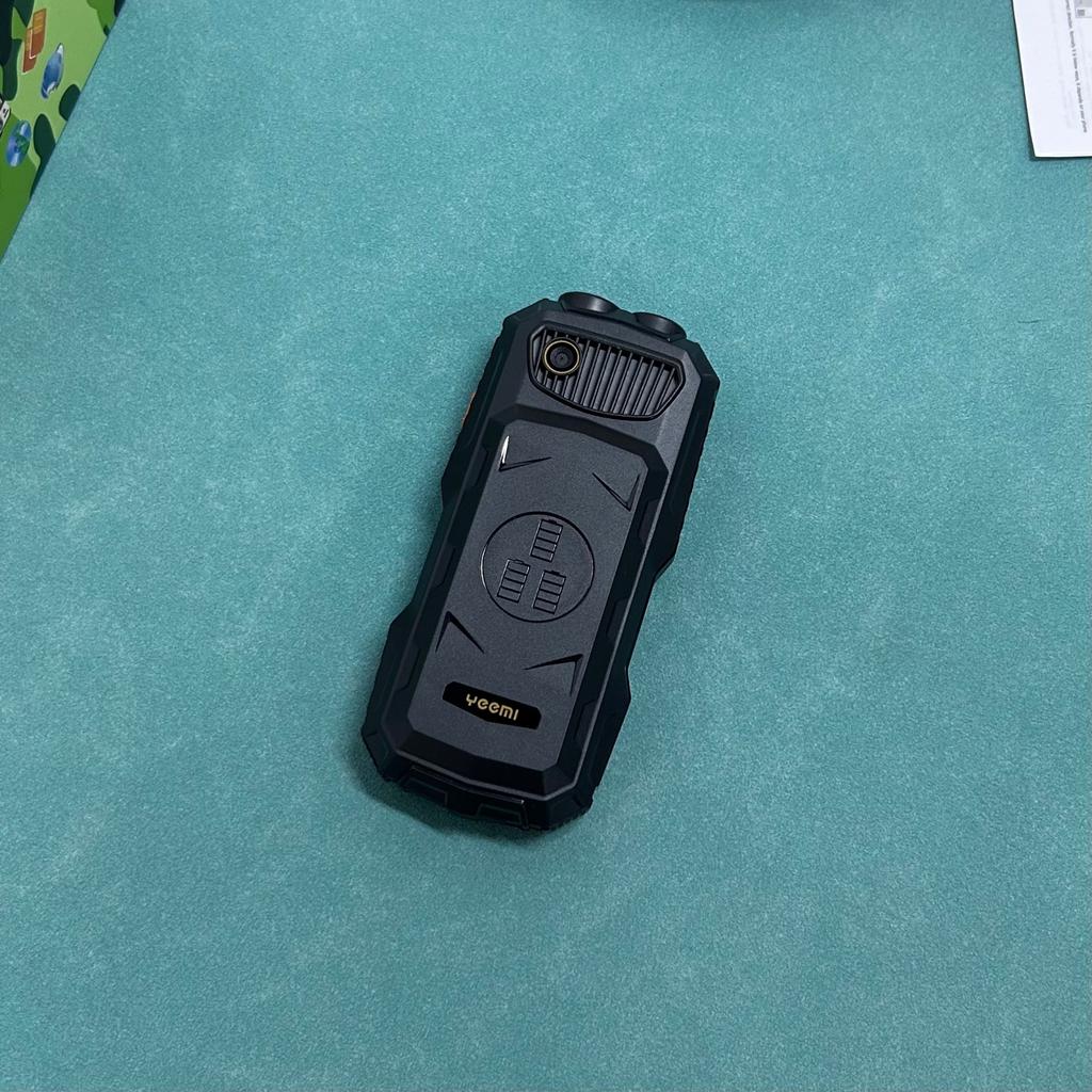 YEEMI Q7+ 4G LTE мобильный телефон две SIM-карты двойной режим ожидания 2,4-дюймовый экран All Netcom большой аккумулятор камера мобильный телефон для пожилых людей