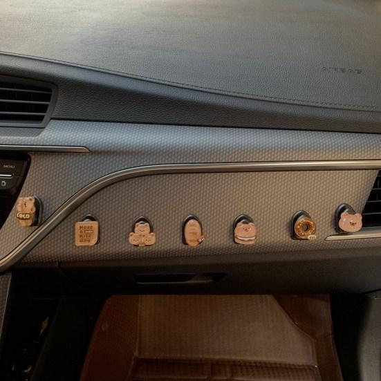 Прекрасный автомобильный органайзер для салона, противоскользящий съемный декоративный крючок