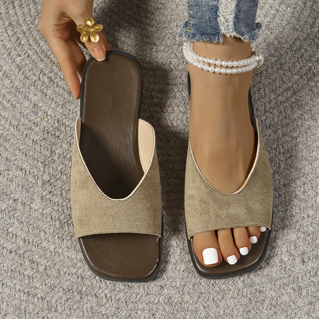 2025 Summer Anti Slip and Wear Resistant High End Simple Beach Outerwear Flip Flops for Women