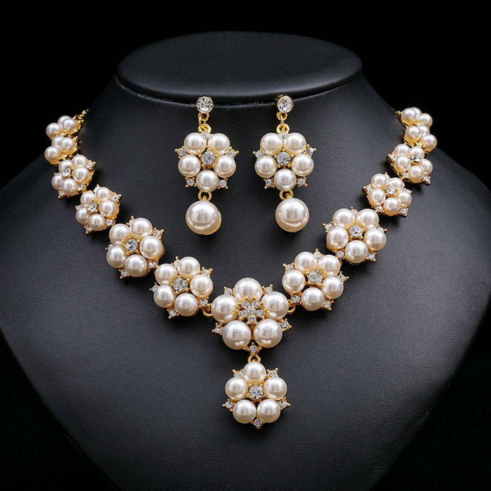 Exquisite Claw Chain Jewelry Set Luxury Necklace Earrings Set Pearl Necklaces Earrings Women