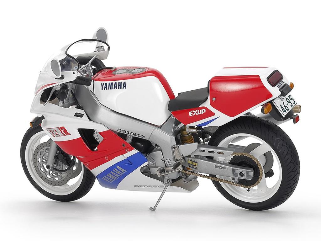 Серия Мотоциклов Tamiya 58 Yamaha FZR750R Пластиковая Модель 14058 1/12 Нет. (OW01) (Мотоцикл)