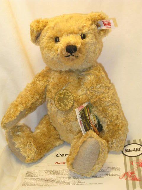Мишка Тедди Steiff World Limited Teddies для издания 2020 года «Баско - Завтра»