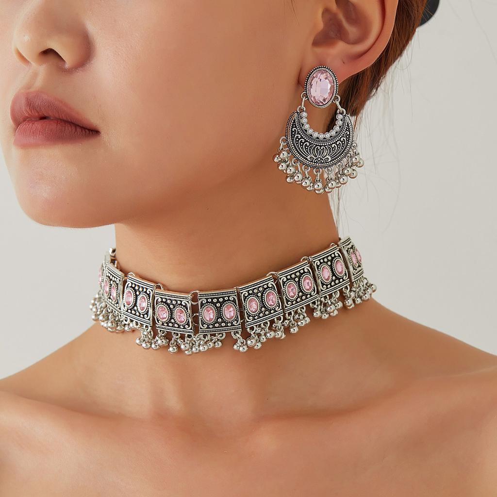 European and American new fashion accessories, bohemian ethnic style neck chain earrings, retro temperament necklace set