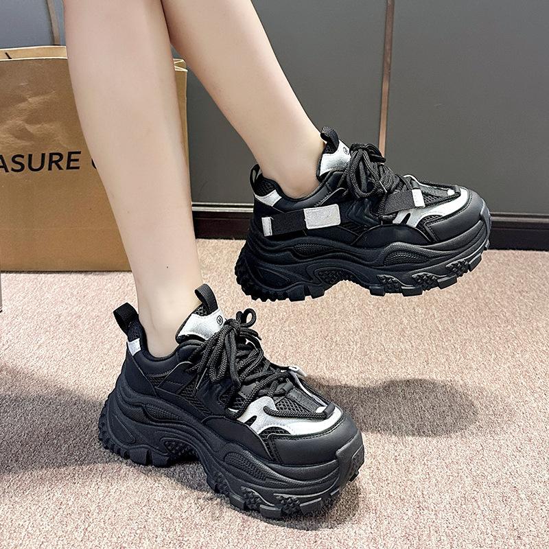 Модная спортивная обувь Dad Shoes новые противоскользящие 2024 Весна и осень женские стильные дышащие легкие повседневные беговые кроссовки