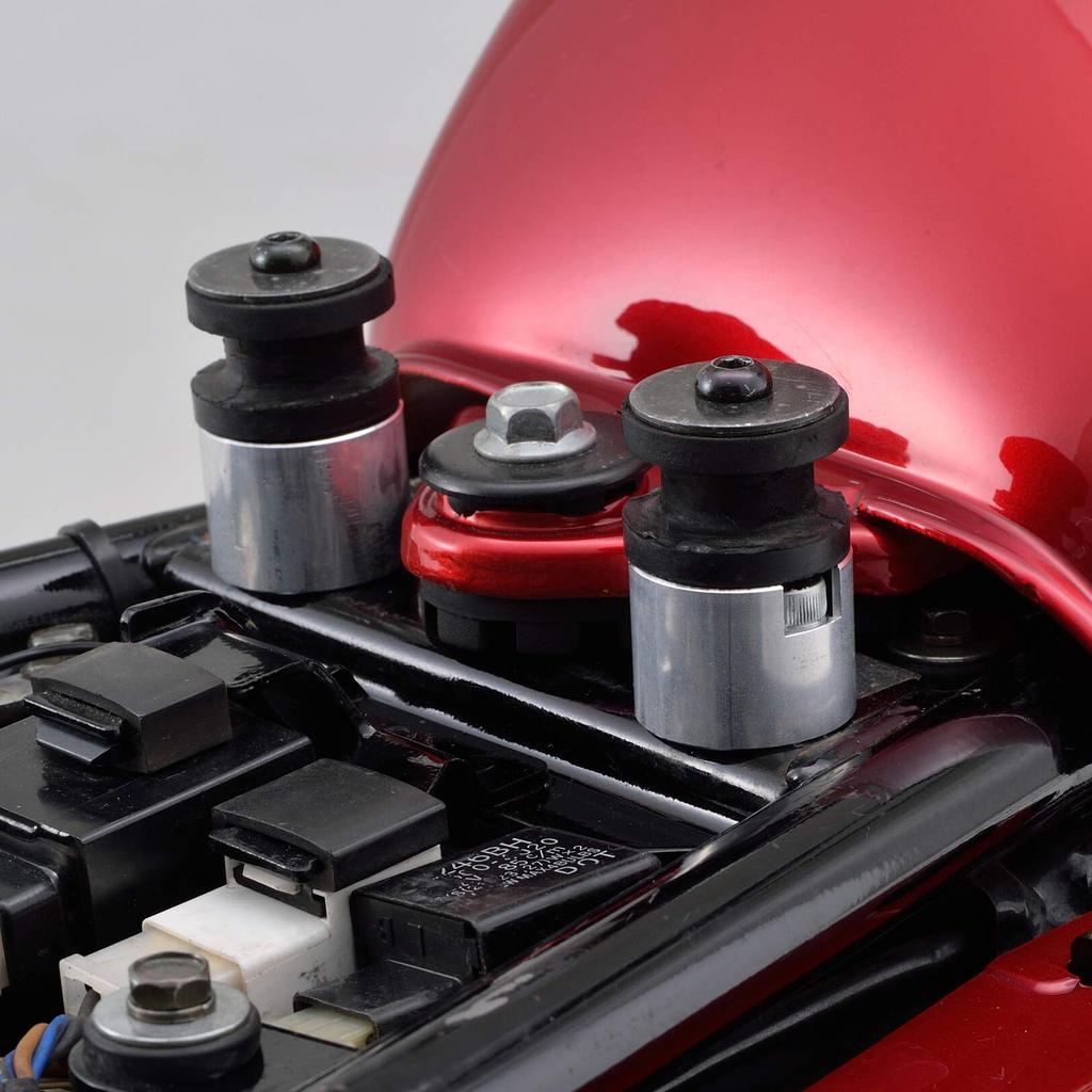 Daytona 15685 Motorcycle Seat Mounting Kit SR400/500 (80-08) Carburetor Car Nostalgic Seat (99988/24475)