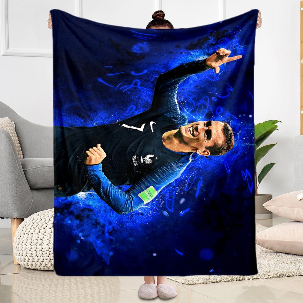 Griezmann's Jersey Blanket Durable Comfort Suitable for Picnics Bed Bedding for All Occasions Playful Design Suitable for Gifting Relatives and Friend