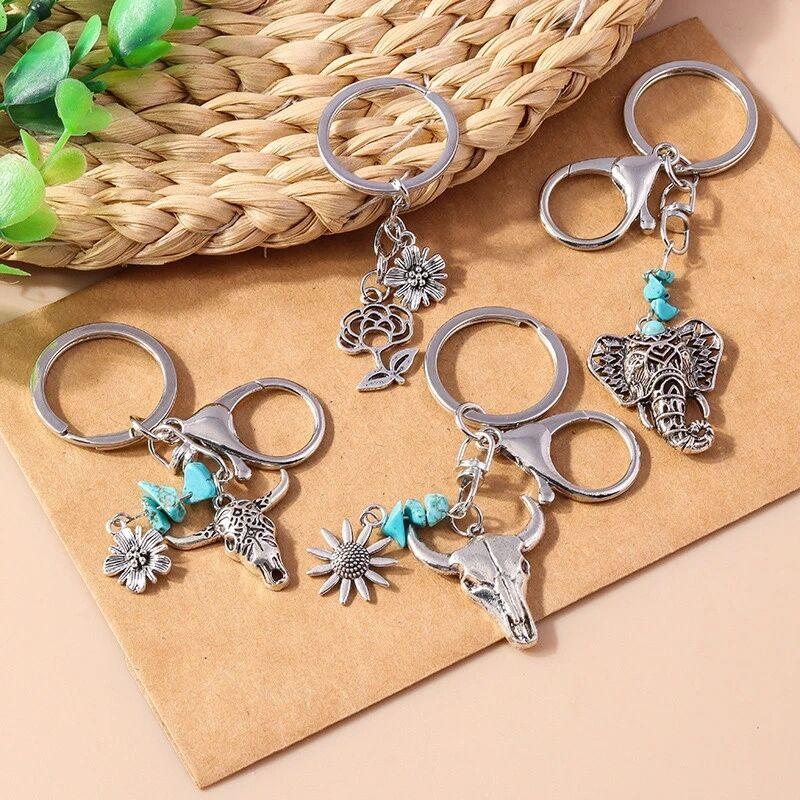 Retro Ethnic Bull Head Keychain Turquoise Key Ring Pendants for Women Girls Handbag Decor DIY Handmade Jewelry Gift