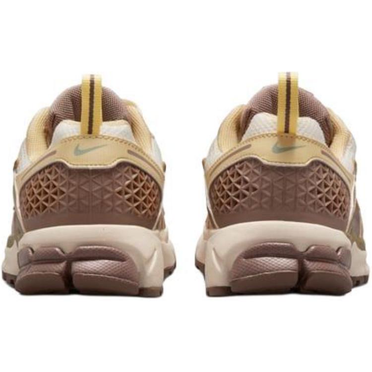 Nike Zoom Vomero 5 GS для детей старшего возраста Бледно-слоновая кость Коричневый норковый HV6009-111