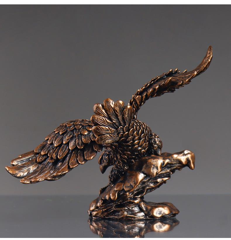 Bronze Antique Eagle Wine Cabinet Ornament for Living Room
