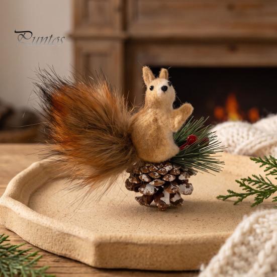 Winter Seasonal Tree Ornaments Christmas Squirrel for Tree, Cute Felt Plush Woodland with Pine Forest Animal Holiday Decor Cone, Hanging Decoration