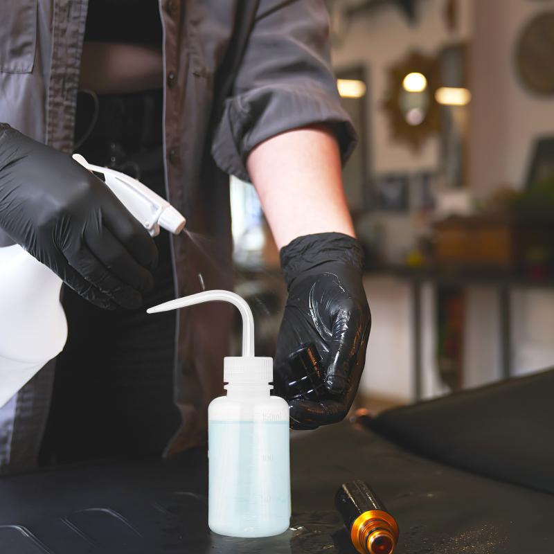 150 мл Пластиковая бутылка с дозатором для моющих жидкостей