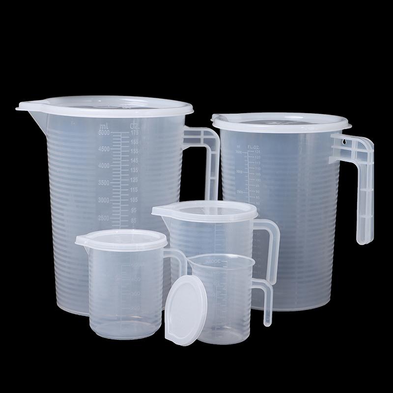 1шт пластиковый мерный стаканчик для жидкости, кувшин, поверхность носика с крышкой, измерительный инструмент