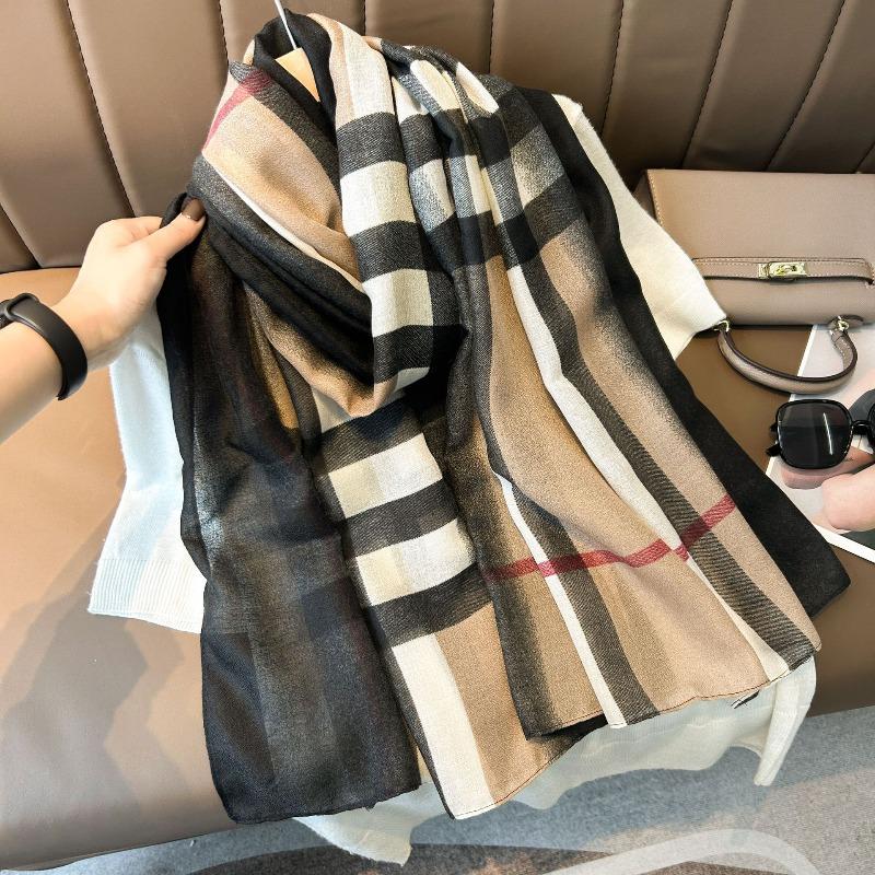 New Cotton and Linen Feel Simple Color Matching Letter O Scarf Fashion Travel Sunscreen Yarn