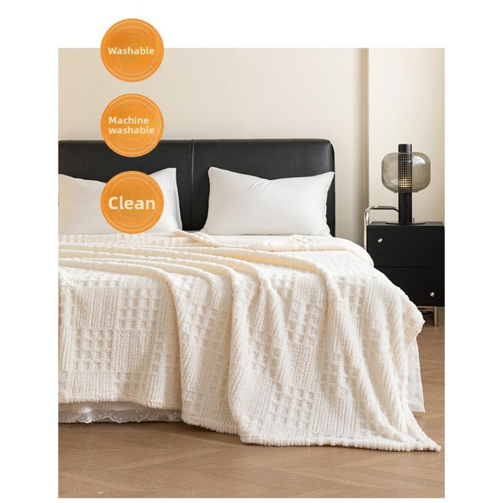 Thick Plush, Warm Double-sided Velvet Waffle Cover Blanket Jacquard Flannel Blanket with Plush Autumn and Winter Knitting