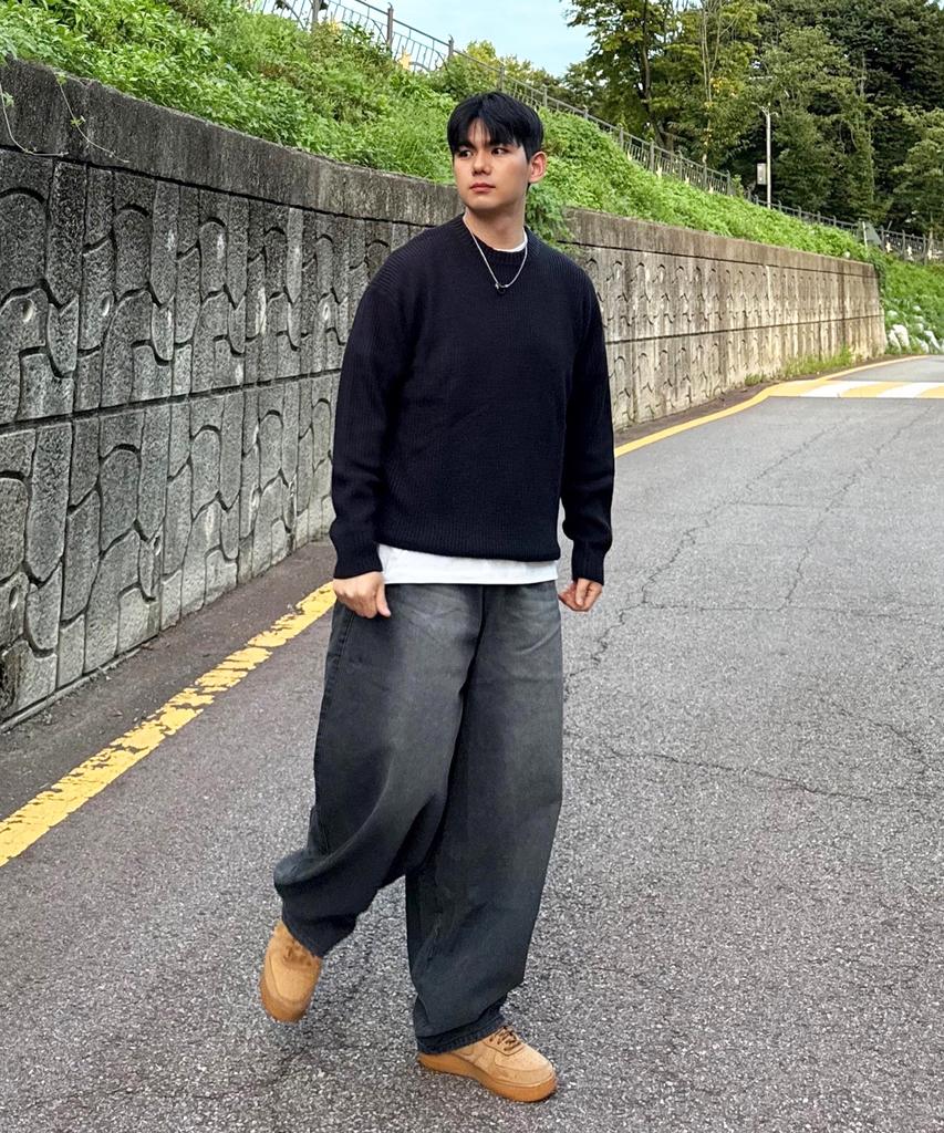 BLOND9 Crew Neck Rib Knit Sweater_Navy