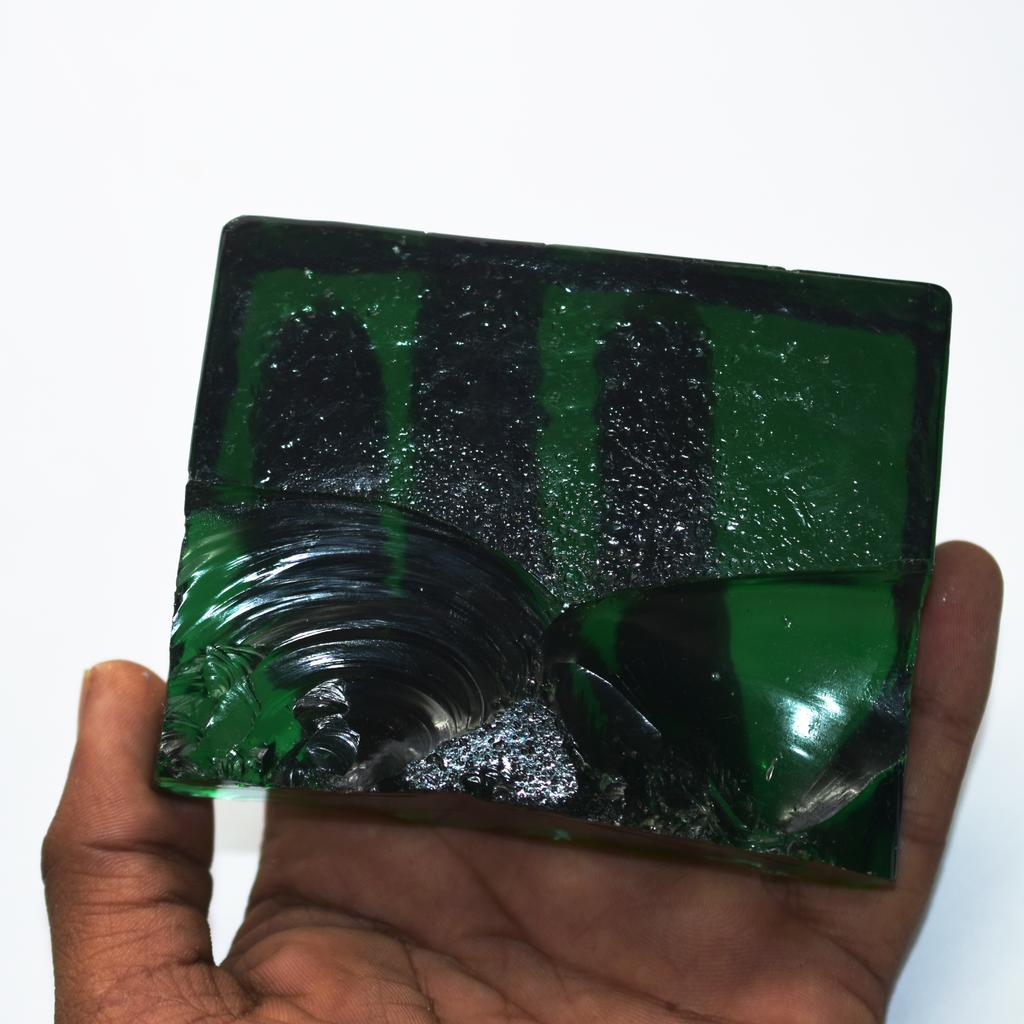 Lab Created Certified Green Emerald Uncut Rough 115.8 Ct Loose Gemstone