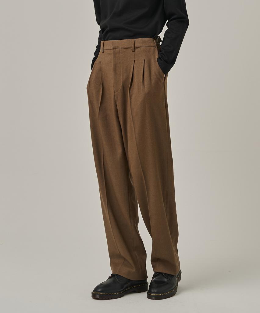 ANALOG MOOD Double-Pleat Wide Winter Slacks (Brown)