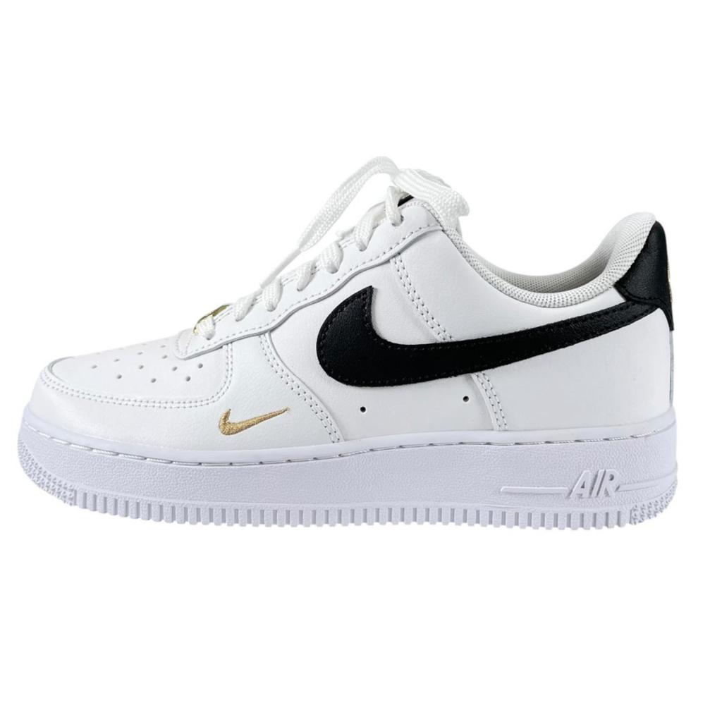 Nike Кроссовки AIR FORCE 1 '07 ESS CZ0270-102 белые унисекс JP23 EU36.5 US6 б/у