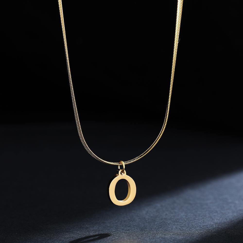 Кулон-ожерелье из нержавеющей стали с золотым покрытием в виде букв алфавита от A до Z для женщин, цепочка-змейка, ожерелья-колье с инициалами, ювелирные изделия KTJ