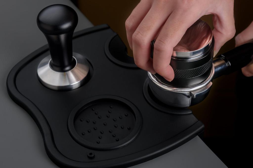 La mellow Distributor Tamper 2-in-1 Stainless Steel (58mm)