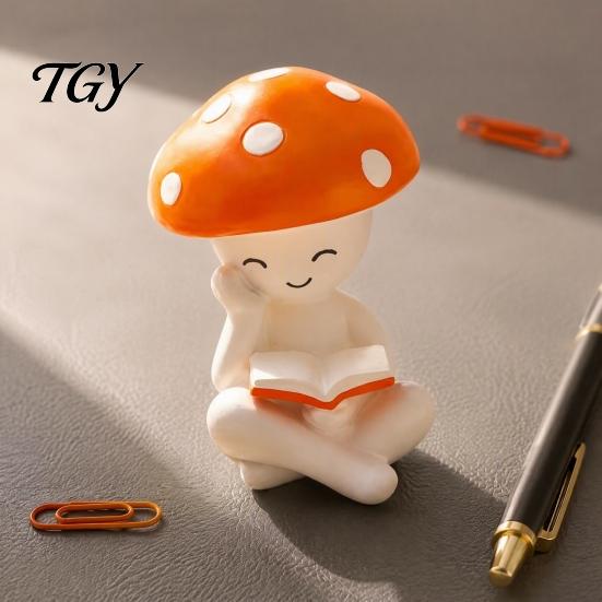 Whimsical Room Accessories Meditation Mushroom Resin Figurine, Cute Red Statue for Desk Office Soft Aesthetic Bedroom Decor Living Tabletop