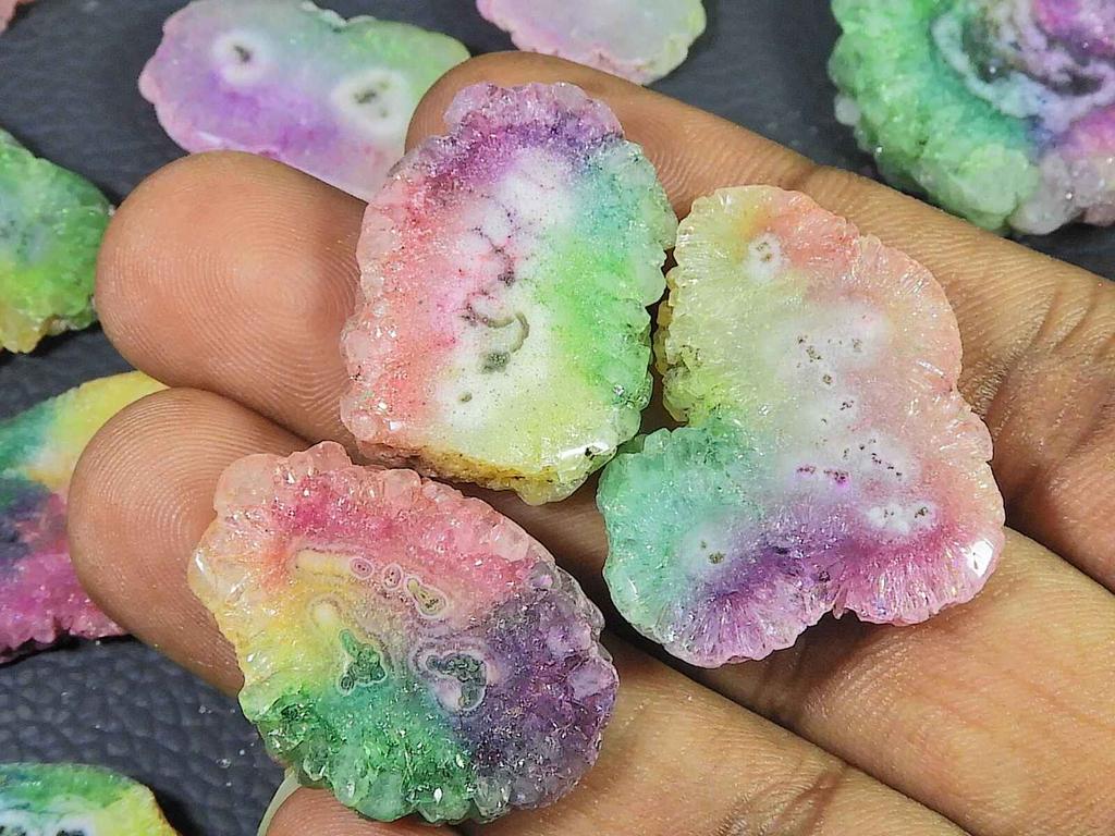 AAA окрашенный солнечный друзовый кварцевый срез кабошон россыпью драгоценный камень 16 шт. лот 28-33 мм RQ-2758