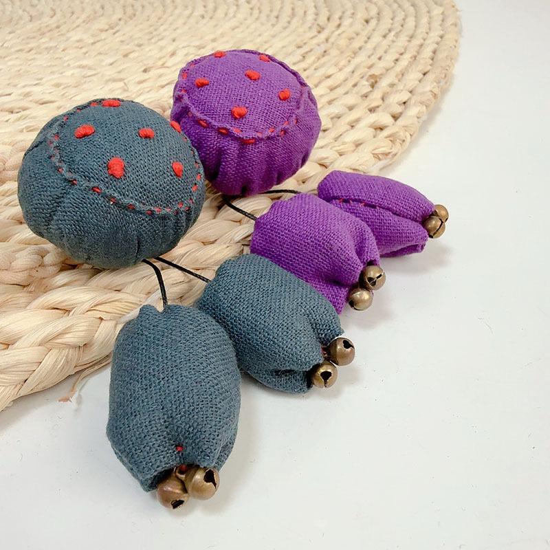 Шелковый треугольный шарф в стиле ретро - тонкий летний женский аксессуар для шеи