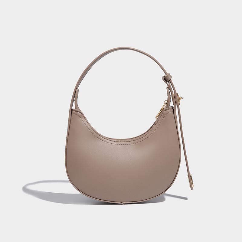 IELGY Niche Fashion Versatile Retro Baguette Bag, High-end Single Shoulder Underarm Crescent Bag