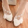 Star Cat Plus Size Low Heel Lace Wedding Shoes with 3D Floral Design