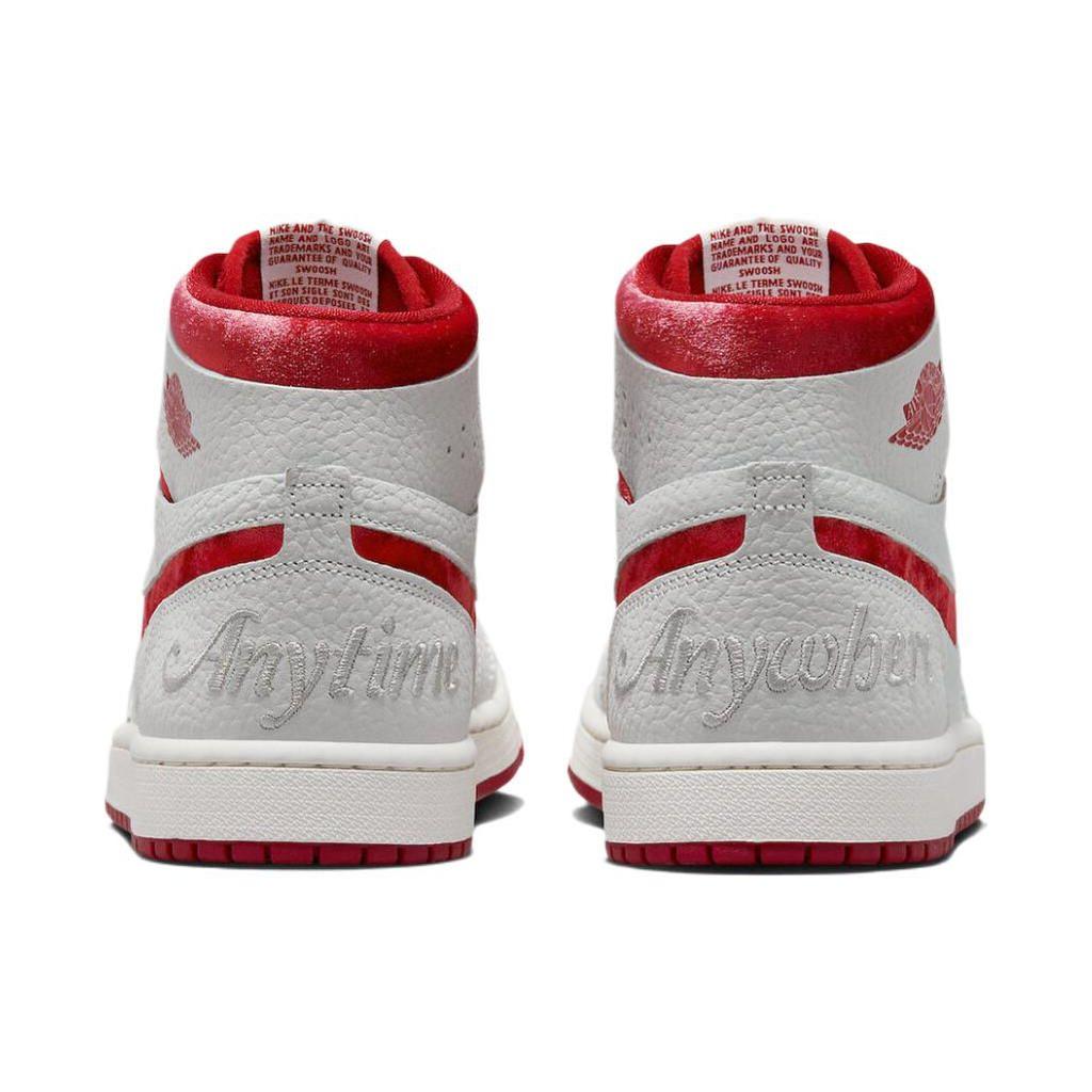 Женские кроссовки Air Jordan 1 High Zoom Comfort 2 ко Дню Святого Валентина White Summit-White Phantom DV1304-106